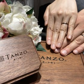 【TANZO.(鍛造指輪)の口コミ】 結婚指輪は今後一生身につけるものになるので、強度の高い鍛造製法を採用…