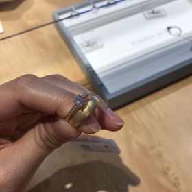【【閉業】フラー・ジャコー(FURRER-JACOT)】の口コミ フラー・ジャコーには結婚指輪を見に行ったのですが、好みのデザインの婚約...