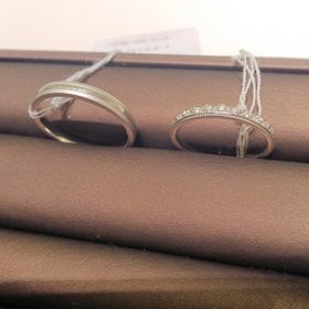 【アイプリモ(I-PRIMO)の口コミ】 女性のアリアドネには、たくさんのメレダイヤモンドとミルグレインが施さ…