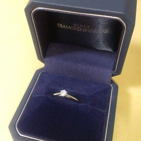 【銀座ダイヤモンドシライシの口コミ】 いろんなお店で試着しましたが、ブランド名に「ダイヤモンド」と入ってい…