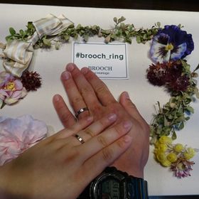 【N.Y.NIWAKA(ニューヨークニワカ)の口コミ】 ストレートで太めのリングを探していました。
シンプルでペア感があるデザ…