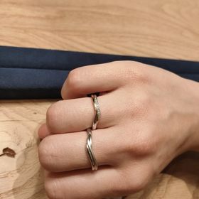 【BIJOUPIKO(ビジュピコ)の口コミ】 ゴールドとシルバーの組み合わせのものはあまり見た事が無かったので、と…