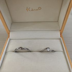 【ケイウノ ブライダル(K.UNO BRIDAL)の口コミ】 他のお店では婚約指輪のダイヤは大きすぎて結婚指輪向きではないと断られ…