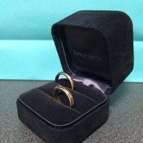 【ティファニー(Tiffany & Co.)の口コミ】 私自身、普段からアクセサリーはシルバーもゴールドも着用するため、どち…