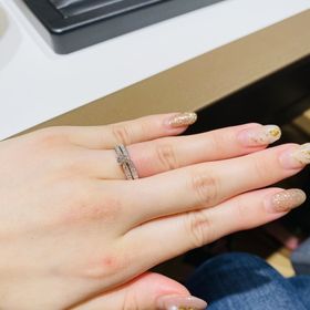 【ラザール ダイヤモンド(LAZARE DIAMOND)の口コミ】 とにかくダイヤモンドの輝きが綺麗で、他の店のものと比較してもダントツ…