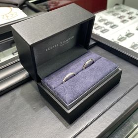 【ラザール ダイヤモンド(LAZARE DIAMOND)の口コミ】 職業柄、ダイヤモンドの多いものを選ぶのは少し躊躇われましたが一生に一…