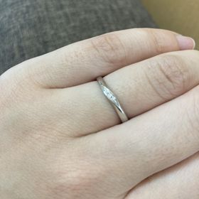 【銀座ダイヤモンドシライシの口コミ】 結婚指輪を購入しました。何件かはしごして、色々見てから決めよう！と思…