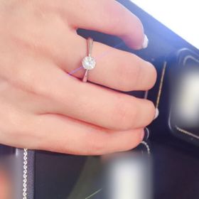 【GALA JEWELRY(ガラジュエリー)の口コミ】 ダイヤモンドの大きさを重視してリングデザインはシンプルなものを選びま…