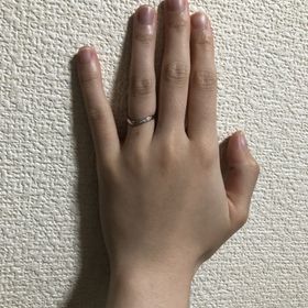 【Candle(キャンドル)の口コミ】 指輪の形が特徴的です。指輪は近くで見るより、遠くから見えることが多い…