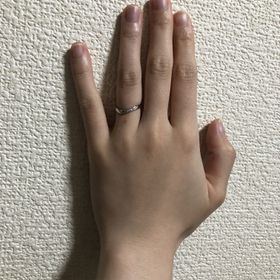 【Candle(キャンドル)】の口コミ 指輪の形が特徴的です。指輪は近くで見るより、遠くから見えることが多いと...