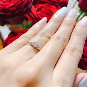 【GALA JEWELRY(ガラジュエリー)の口コミ】 彼氏と一緒に買いに行き、0.3カラット、Dカラー、IF、エクセレント、ダイ…