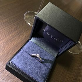 【ラザール ダイヤモンド(LAZARE DIAMOND)の口コミ】 指輪の決め手については、デザインと店員さんの接客とダイヤモンドの質に…