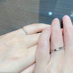 【HOSHI no SUNA 星の砂(ほしのすな)の口コミ】 2人で指輪を選んでいた時に、お互いの好きなのが見事一致したのが星の砂で…