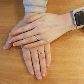 【出雲結(いずもゆい)の口コミ】 以前から出雲結さんの指輪が気になっておりました。
理由は指輪一つ一つに…