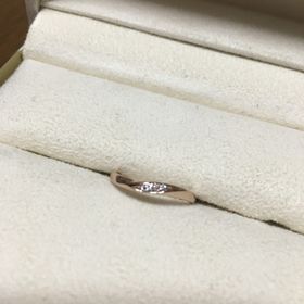 【ヴァンドーム青山(VENDOME AOYAMA)の口コミ】 結婚指輪を探していて、色々な店舗を見たのですがなかなかピンとくるもの…