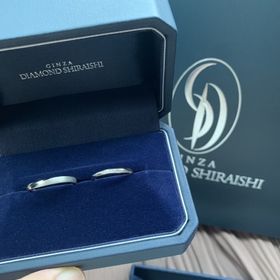 【銀座ダイヤモンドシライシの口コミ】 デザイン、保証内容、価格帯、担当者の方の対応がよかった。デザインがと…
