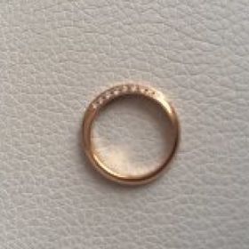 【Ponte Vecchio(ポンテヴェキオ)の口コミ】 デザインと着け心地の良さです。デザインに関しては、ゆるやかな流線型の…