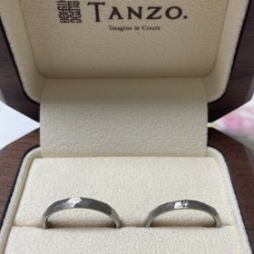 【TANZO.(鍛造指輪)の口コミ】 鍛造製法で頑丈な指輪を作れること、
デザインを自由に決められること、店…