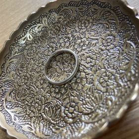 【YUKA HOJO(ユカホウジョウ)の口コミ】 デザインが良く、風合いが好みでした。
他の人とはすこし違うものが良かっ…