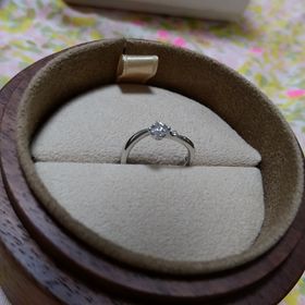 【COLANY(コラニー)の口コミ】 サイズなおしや磨きなおしがメーカーで50年保証がとても魅力的だったし、…