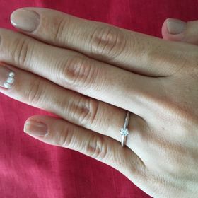 【ヴァンドーム青山(VENDOME AOYAMA)の口コミ】 シンプルな立て爪のダイヤモンドのマリッジリングに憧れておりました。さ…