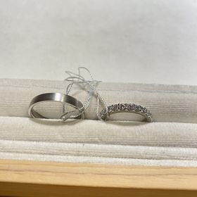 【BIJOUPIKO(ビジュピコ)の口コミ】 フルエタニティーの結婚指輪を探しており、ハイブランドも検討しましたが…