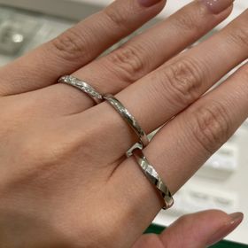 【festaria bijou SOPHIA(フェスタリア ビジュソフィア)の口コミ】 素材はプラチナ999で高純度です。プラチナが高純度だが強度は高いものにな…