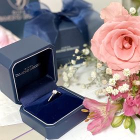 【銀座ダイヤモンドシライシの口コミ】 私の誕生石がダイヤモンドということもあり、とにかくダイヤモンドが大き…