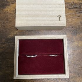 【ichi(イチ)の口コミ】 ゼクシィの指輪のページを見て、2人でこれにしたい！と一目惚れでした。
…