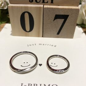 【アイプリモ(I-PRIMO)の口コミ】 　デザインとテーマです。北極星（男性）と、北斗七星（女性）が、時を刻…