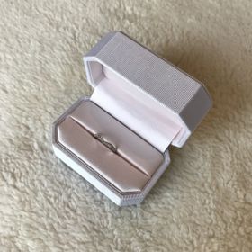 【AHKAH(アーカー)の口コミ】 常に身につけるものなので、デザインにはかなりこだわり色々なお店の結婚…