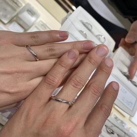 【俄(にわか)の口コミ】 和をモチーフとしたブランドで、日本人の指にあったデザインが多いと思い…