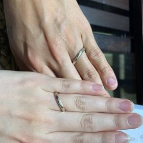 【杢目金屋(もくめがねや)の口コミ】 強調しすぎない木目がとても素敵です！混ぜる素材も自分たちで選べること…