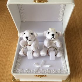 【AIGIS(アイギス)の口コミ】 思い出に残る結婚指輪が欲しくて旦那と探していた所、手作り出来るお店を…