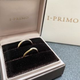 【アイプリモ(I-PRIMO)の口コミ】 インターネットでいろいろな指輪を見ていた中で、他とは違った二色の個性…