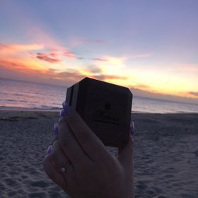 【Makana(マカナ)の口コミ】 ハワイの現地の職人が一から手彫りで指輪を加工してくれ、見た目だけでオ…