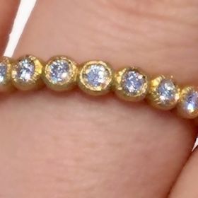 【YUKA HOJO(ユカホウジョウ)の口コミ】 ナチュラルで素朴な印象で、とても可愛いです。若い方によく似合いそうで…