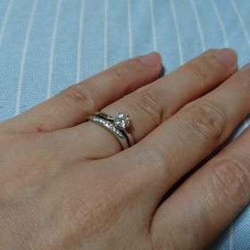 【4℃ BRIDAL(ヨンドシーブライダル)の口コミ】 ブランドは昔から憧れていた4℃と決めていたのもあり、プロポーズを受け主…