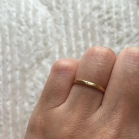 【チェリーブラウン(CHERRY BROWN)】の口コミ 他にはないデザインで、日本人の作家さんが一つ一つ手作りしています。
刻...