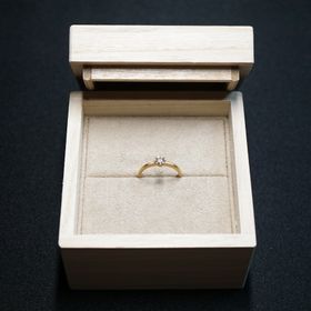 【YUKA HOJO(ユカホウジョウ)の口コミ】 YUKA HOJOのCapriのコンセプトが“明るい君のすべてが僕を照らす。&r…