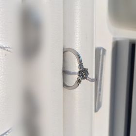 【I's stone(アイズストーン)の口コミ】 他のブランドではあまり見かけない個性的なリングデザインだと感じました…