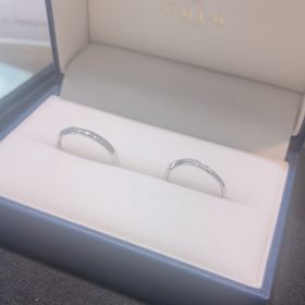 【GALA JEWELRY(ガラジュエリー)の口コミ】 何種類も試着させて頂き、自分の指に落ち着く形をさがしました。思ったよ…