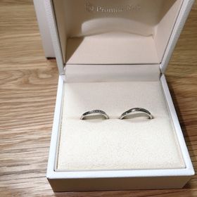 【Promise Ring(プロミスリング)の口コミ】 初めて指輪ショップに入ったがどれも可愛くて迷ってしまいました。旦那は…