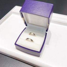 【俄(にわか)の口コミ】 実物を見に行く前から京木目の指輪にすることは決めていました。京木目の…