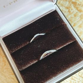 【アイプリモ(I-PRIMO)の口コミ】 指輪をつけ慣れていないため細いものかつオフィスでも浮かないシンプルな…