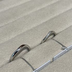 【TRECENTI(トレセンテ)の口コミ】 今回試着させていただいた指輪は、ウェーブ型の指輪でした。太さも丁度良…