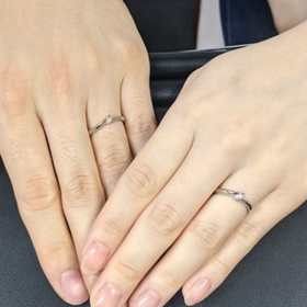 【LEHAIM(レハイム)の口コミ】 メンズリングにもダイヤが入っているデザインの指輪を探していました。
マ…