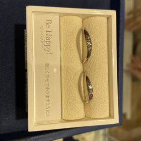 【canal4℃(カナルヨンドシー)の口コミ】 男性用、女性用ともにウェーブ型になっています。よく見るとかわいいお顔…