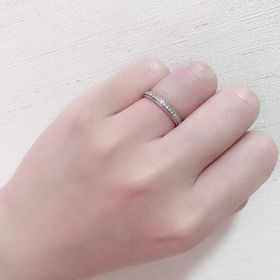 【アイプリモ(I-PRIMO)の口コミ】 指輪のデザインが決め手です。
キラキラとした華やかな指輪でありながらも…