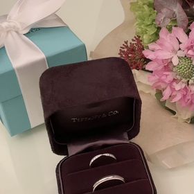 【ティファニー(Tiffany & Co.)の口コミ】 それぞれ異なるデザインタイプを気に入り迷っていましたが、「ミルグレイ…